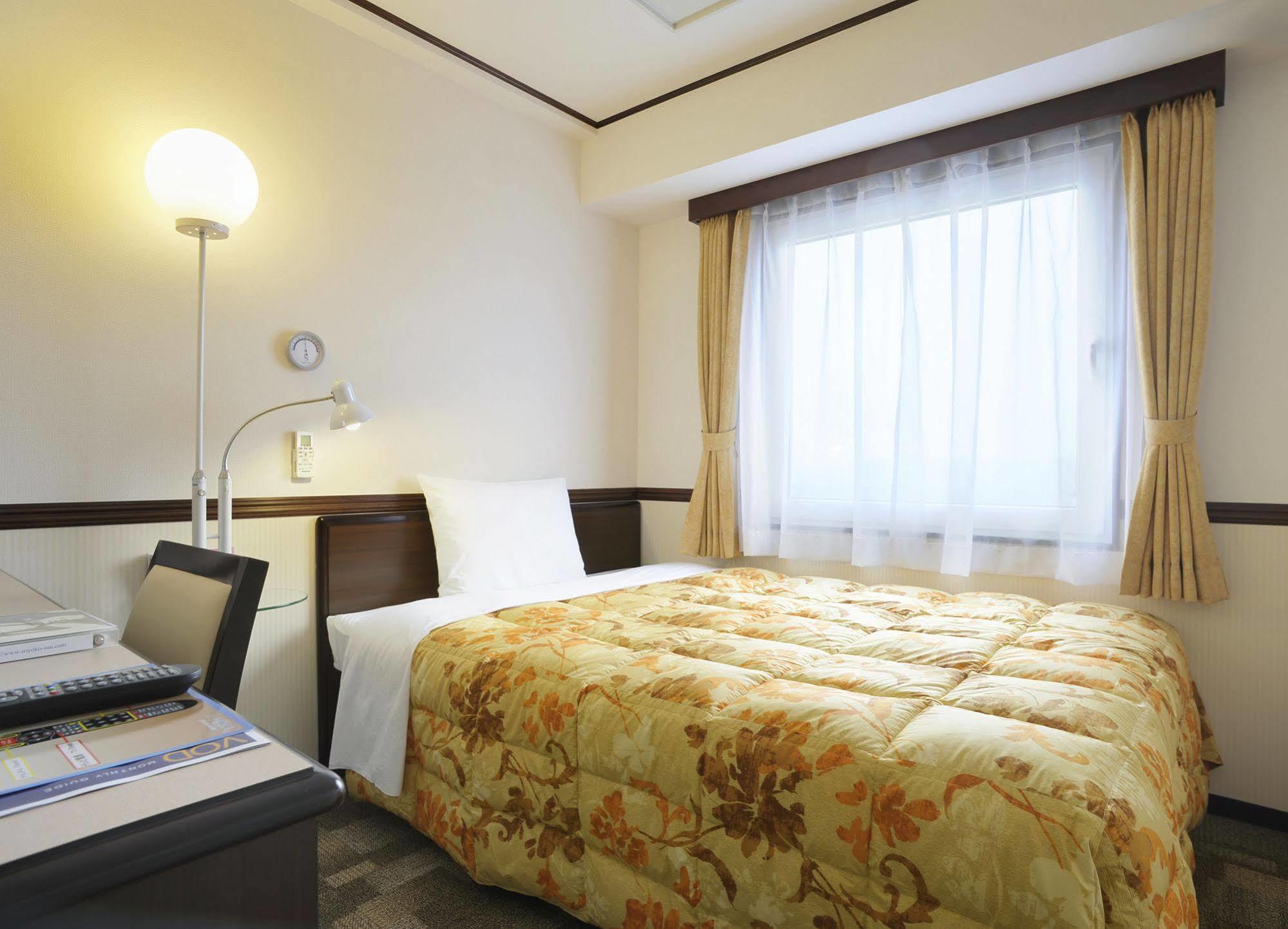 Toyoko Inn Morioka Ekimae Exteriör bild