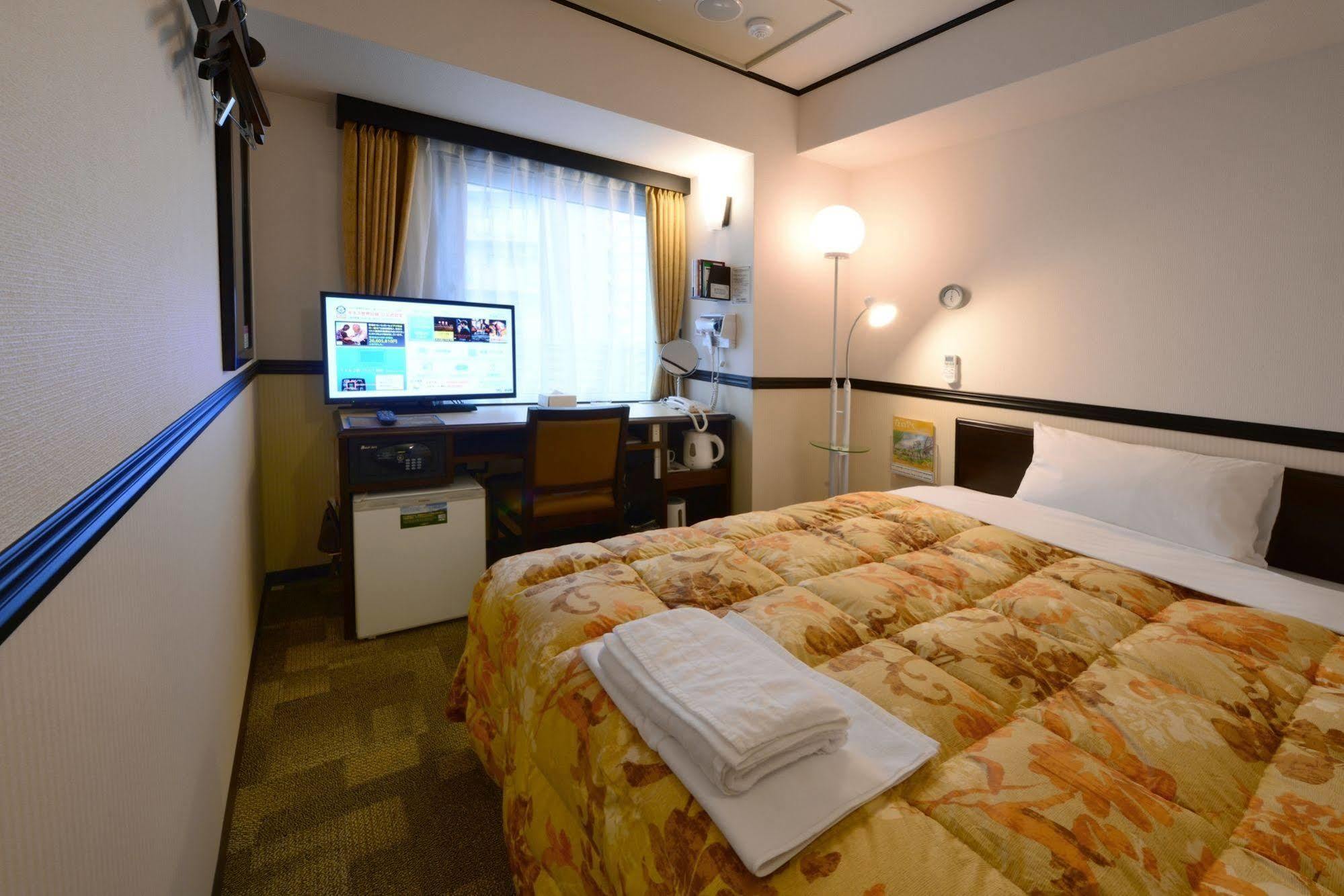 Toyoko Inn Morioka Ekimae Exteriör bild